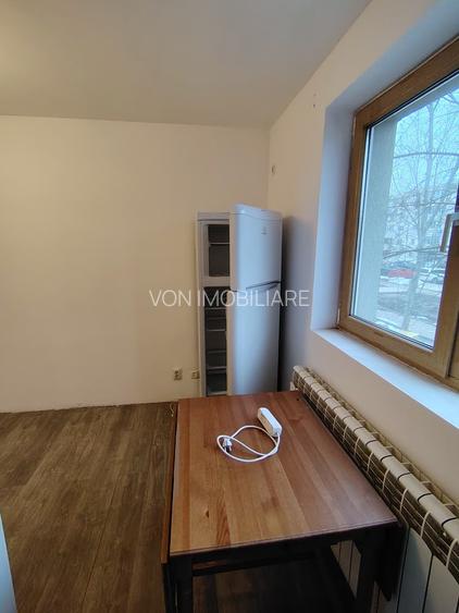 Garsoniera mica de vanzare zona Baicului - 3