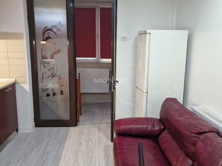 Apartament cu 3 camere, parter - zona Tiglina 2, CEC - 7