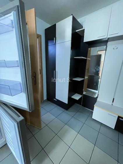 Se inchiriaza apartament cu 2 camere zona Cug langa piata - 13