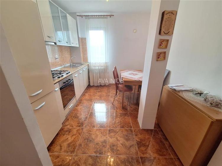 Apartament 2 camere, etaj 2, semimobilat, zona Narcisa - 14