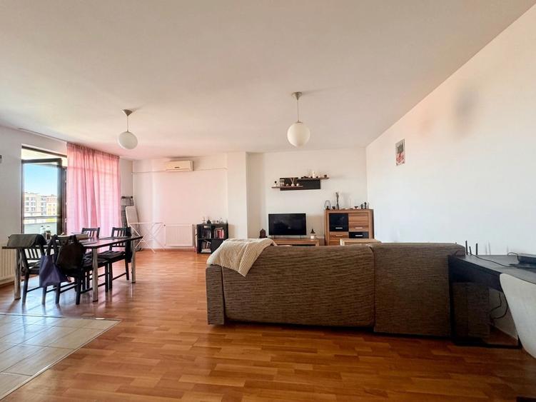 Apartament cu 2 camere de vânzare – zona Soarelui–AEM
