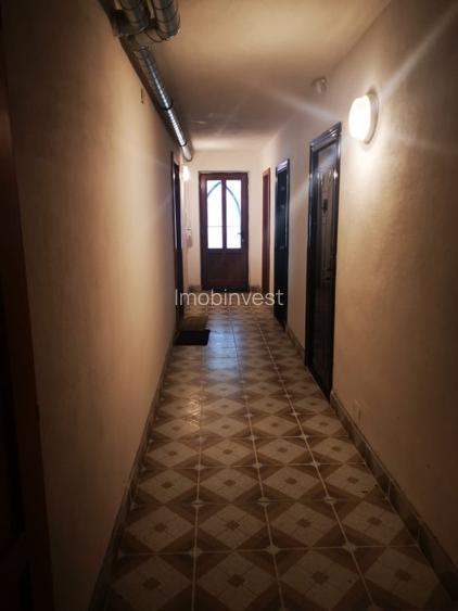 Vand un mic castel D+P+M , in zona Corunca, unde se poate locui gratis, - 2