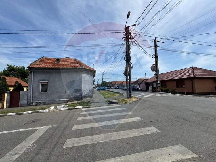 Vanzare casa în zona Sega-teren 450mp pozitionare excelenta / pe colt