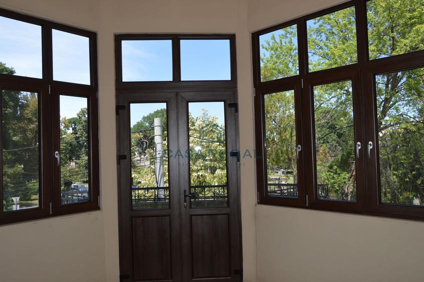 Cladire 4 nivele in centrul istoric