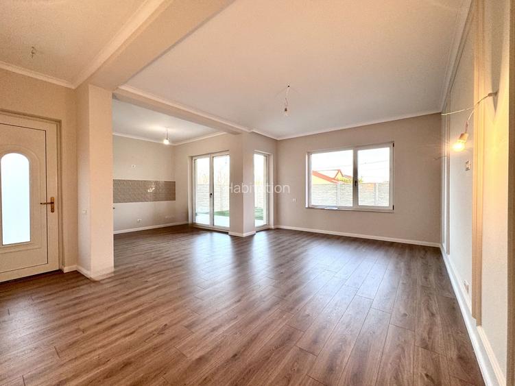 Duplex modern cu grădină, la intrare în Moșnița Nouă - 2