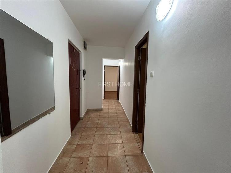 Apartament cu 3 camere de vanzare, zona Piata Moldovei - 10