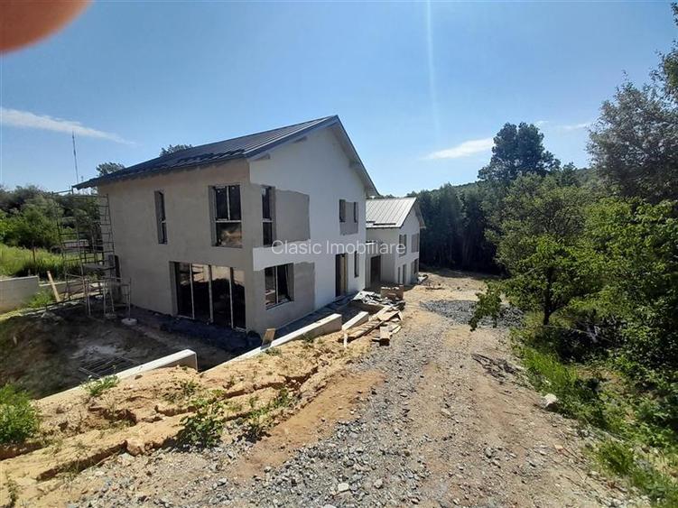 Vanzare casa individuala alipita prin garaj Feleacu zona Valea Manastirii, Cluj- - 2