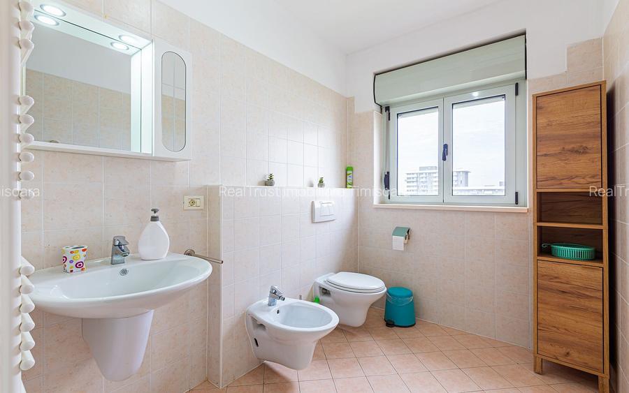 Ansamblul rezidențial RING, 2 camere 80 mp + parcare subterană. LA CHEIE - 17