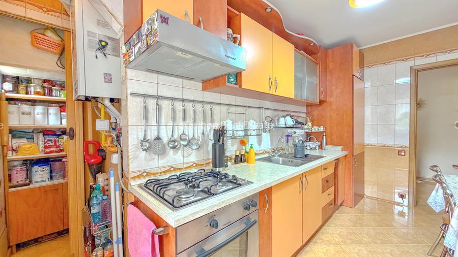 Apartament 3 camere, decomandat, 2 bai, etaj 2/4, Tractoru - 8