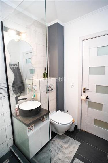 Apartament cu 2 camere, Bulevardul Dacia - 10