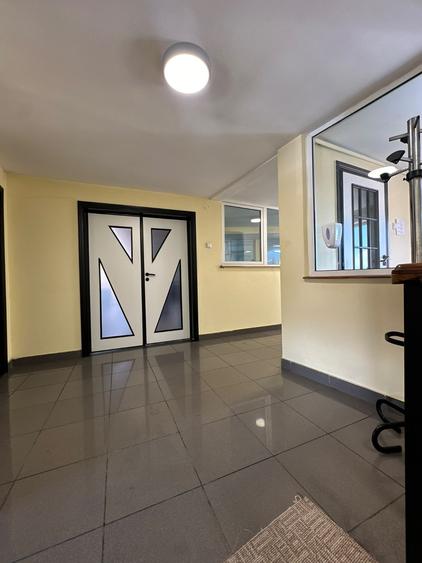 Cladire Magazin + Birouri - Sacele Central - Brasov