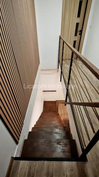 COMISION 0. Corp de casa,Carpatilor intrare in Racadau,P+E,4 camere. - 12