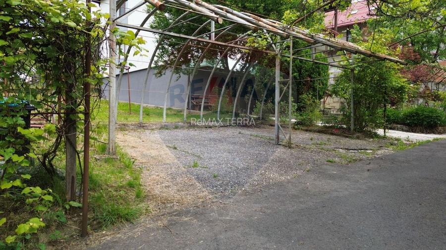 Casă de închiriat lângă parc – potrivită pentru centru / birouri - 31