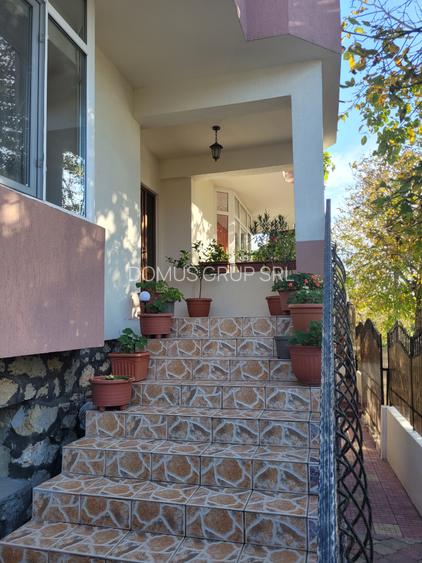 Techirghiol - centru,  vila cu potential turistic D+P+1 - 2