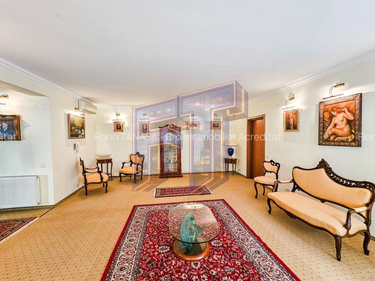 Vanzare casă/vila care refuză trecerea timpului - Zona Capitale - 15