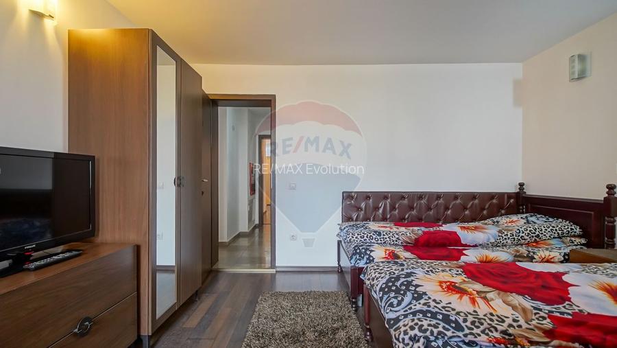 Hotel / Pensiune cu 14 camere/strada Tomis - 30