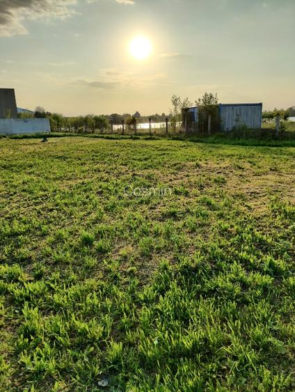 Teren intravilan cu vedere spre Lacul Buftea - 8