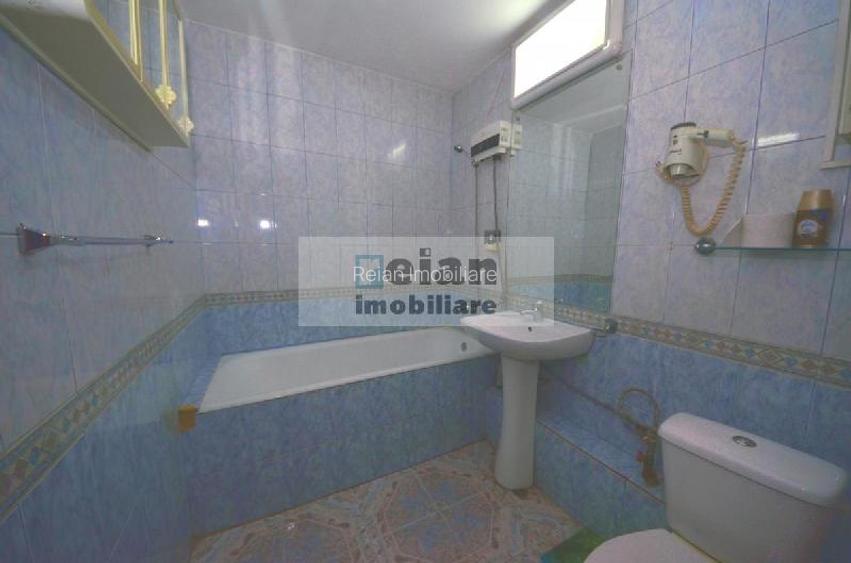 Colentina - Rau, Mcdonalds, 4 Camere 81 Mp, Et 9/11, An 1982, 2 Bai - 13