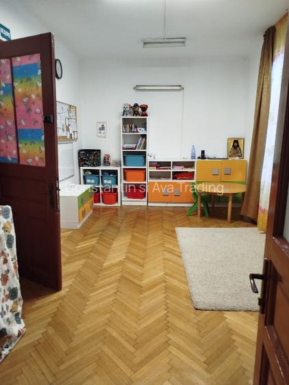 Vila cu prestanta in locatie eleganta Pache LIBERA unica spatiu mare si parcare! - 9