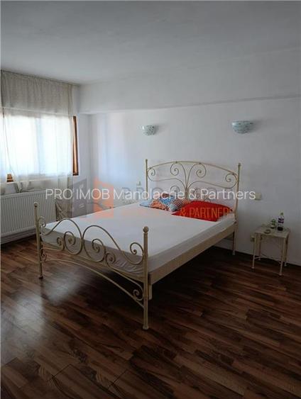 Apartament 4 camere confort 1 decomandat  zona ultracentrala - 2