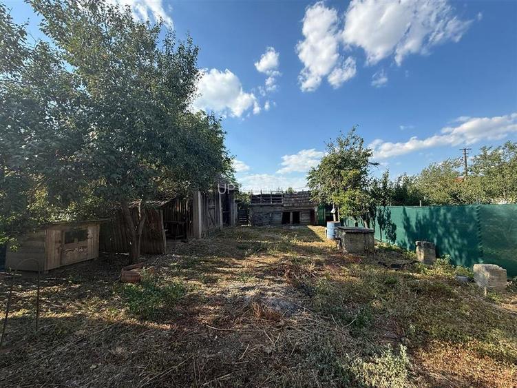 CASA CU TEREN 1500 MP | CHERESIG - 7