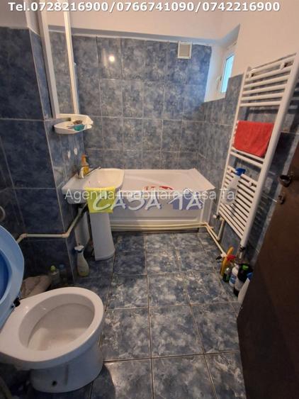 Inchiriere apartament 4 camere, situat in Rovinari, Str. Minerilor - 9