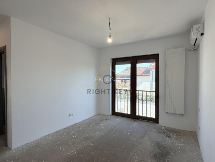 Oportunitate!Duplex 4 cam, 125mp, asfalt, toate utilitățile!Comision0% - 9