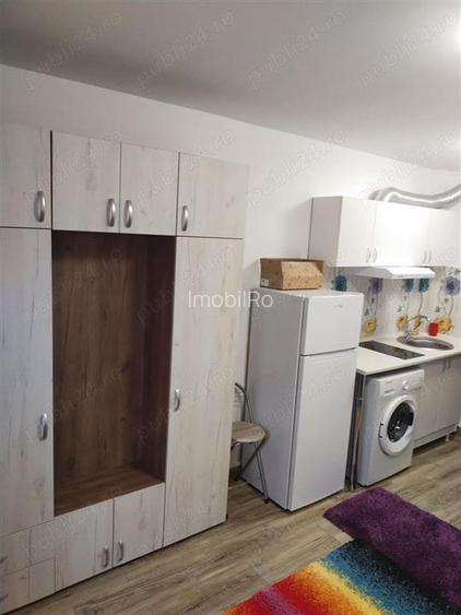 Garsoniera - zona Granit - 4