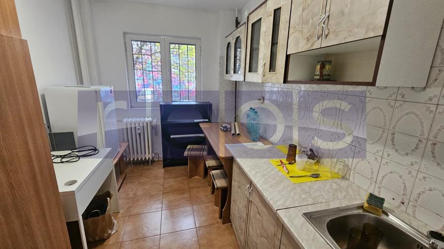 DE VANZARE STEFAN CEL MARE AP 2 CAMERE 50 MP | DECOMANDAT | METROU - 5