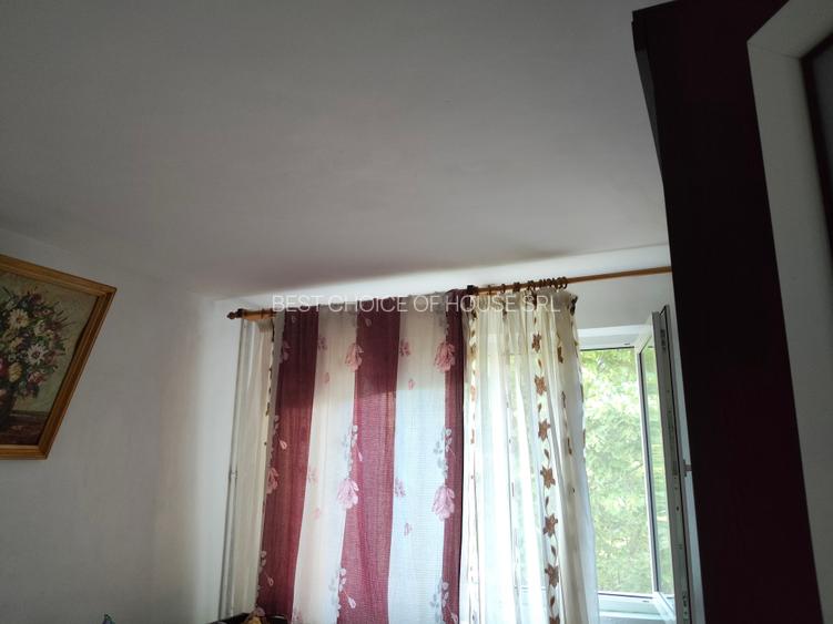 PACURARI , apartament cu 3 camere semidecomnadat , 52 mp ,108000 euro - 5