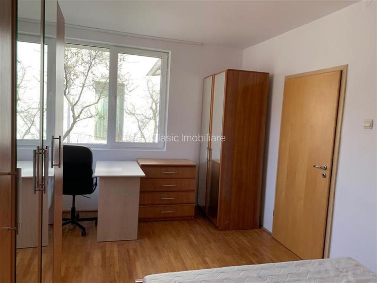 Inchiriere casa 3 camere cu gradina de 500 mp in Dambul Rotund - 11