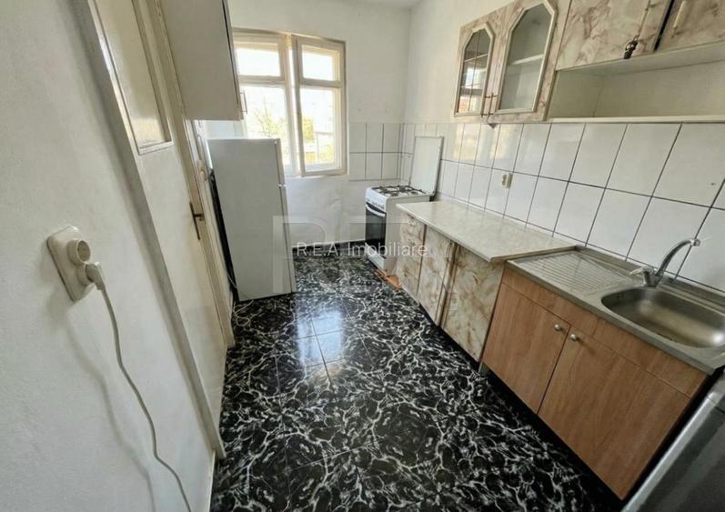 3 Camere-Bloc anvelopat -Petre Ispirescu/Salaj - 5