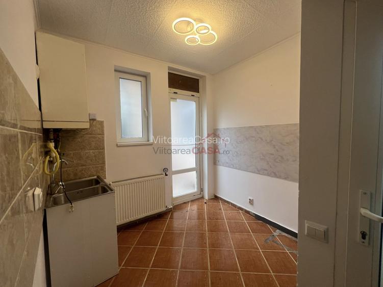 Casa renovata- curte - metrou Iancului - ideal locuita sau birou - 9