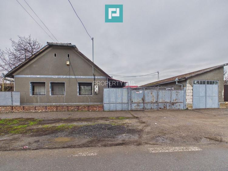 Casă cu 755 mp teren, zonă centrală Curtici - 11