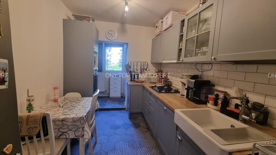 Apartament 4 camere, centrală proprie, parcare, 5 min metrou Apărătorii Patriei - 21