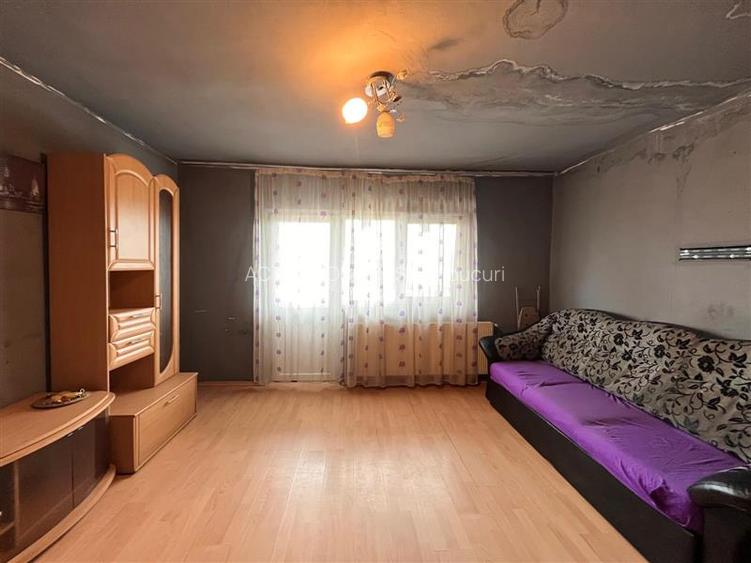 Lugoj, Apartament 3 Cam. 84 Mp. Micro 4, Acoperis Nou - 2