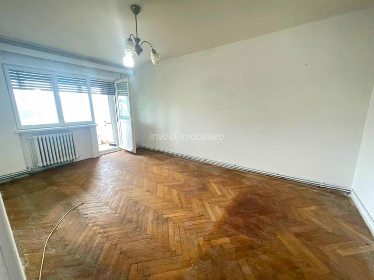 Apartament 3 camere decomandat - etaj 2 - Podu Ros - 8