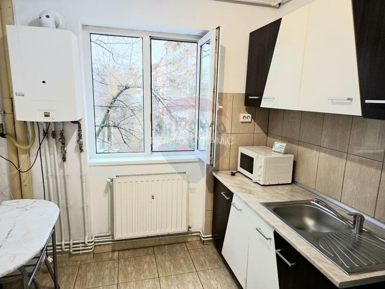 Apartament cu 2 camere de închiriat în zona Podgoria - 3