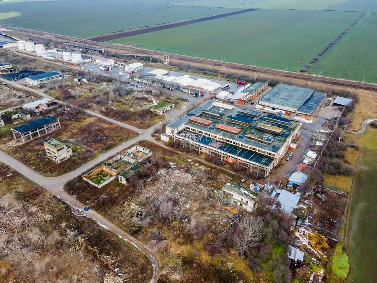 Hală pretabilă confecții metalice în Vladimirescu - 8