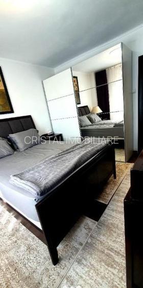 Vanzare Apartament 2 camere ,Zona 13 septembrie, sector 5 - 10