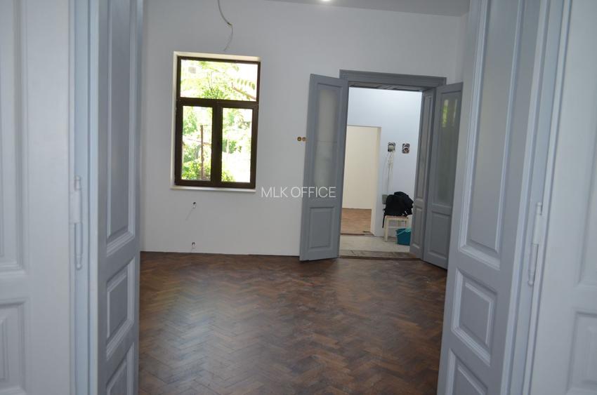 Apartament renovat in zona centrala - 6