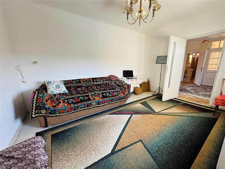 CASA CU ETAJ | TEREN 400 MP | ZONA DEALURI | STRADA MARIN PREDA - 26