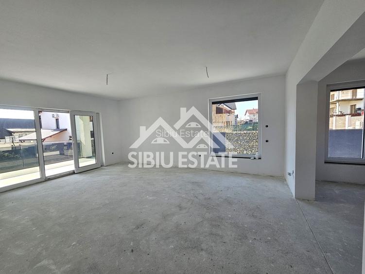 Casa cu garaj si pivnita, NOU - 5