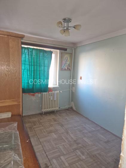 Vest, se vinde apartament semidecomandat trei camere ,pret 52000 euro negociabil - 9