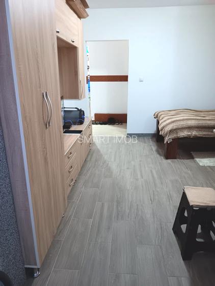 Garsoniera 30mp zona Spital Judetean mobilata utilata 37.000eur neg - 2