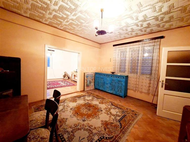 Casa 4 camere pivnita curte individuala Zona Lazaret - 2