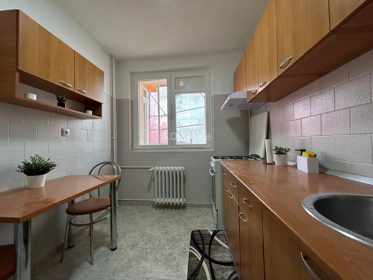 Titan 2 Camere Bloc Caramida Consolidat 49 Mp 10 Min Metrou - 9