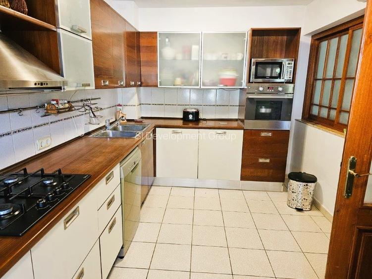 Resedinta de prestigiu |Pipera - Iancu Nicolae | 11 Camere | Piscina - 10