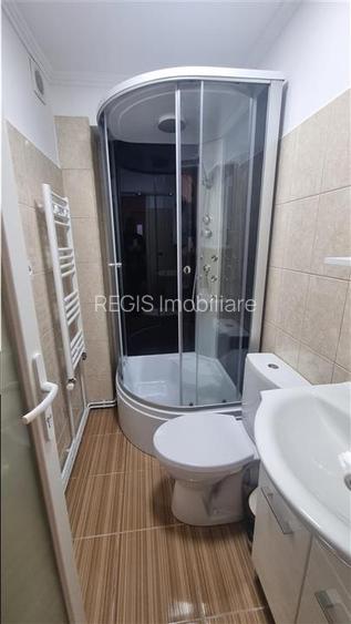 Studio la casa , zona strazii Lunga - 8