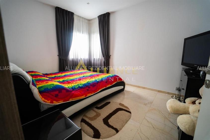 Vila Inchiriere la 5 min de bulevard / 6 Camere / 4 Bai / Teren 350 mp - 13